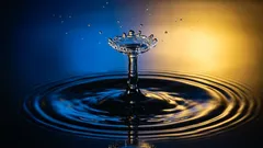 Forskare har observerat ett avvikande beteende hos vätskor: Detta fenomen överraskade fysikerna